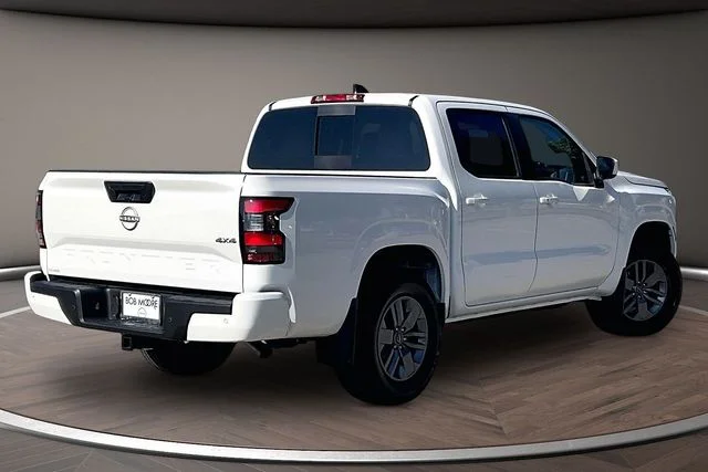 Certified Used 2026 White Nissan SV image 2