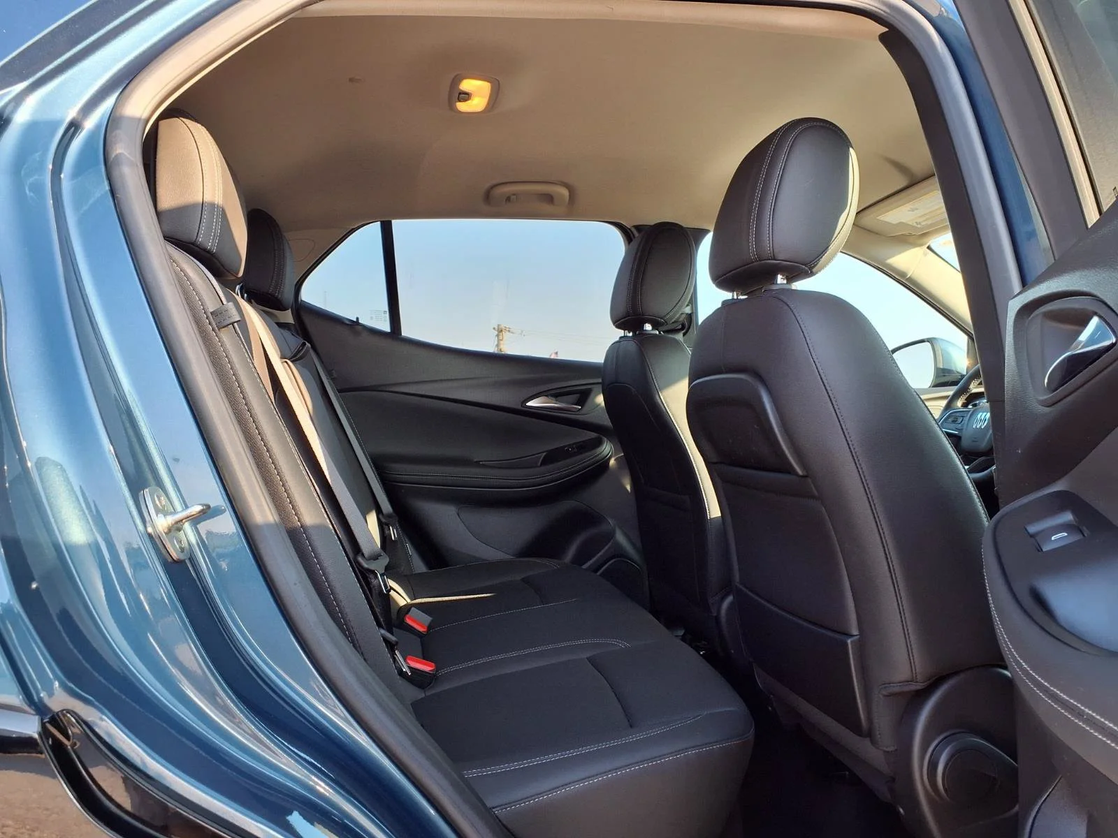 Used 2024 Ocean Blue Metallic Buick Sport Touring image 27