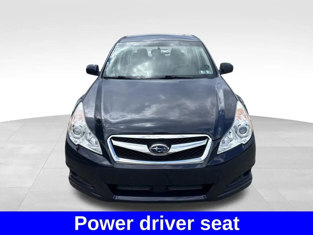 Used 2012  Subaru 2.5i image 8