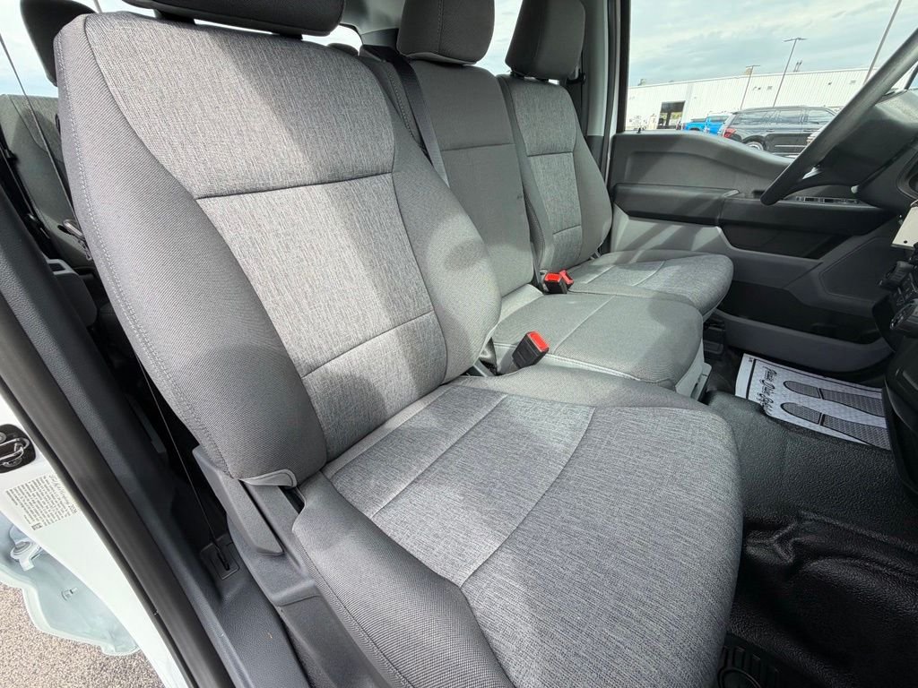 New 2026 Oxford White Ford F-350® XL image 39