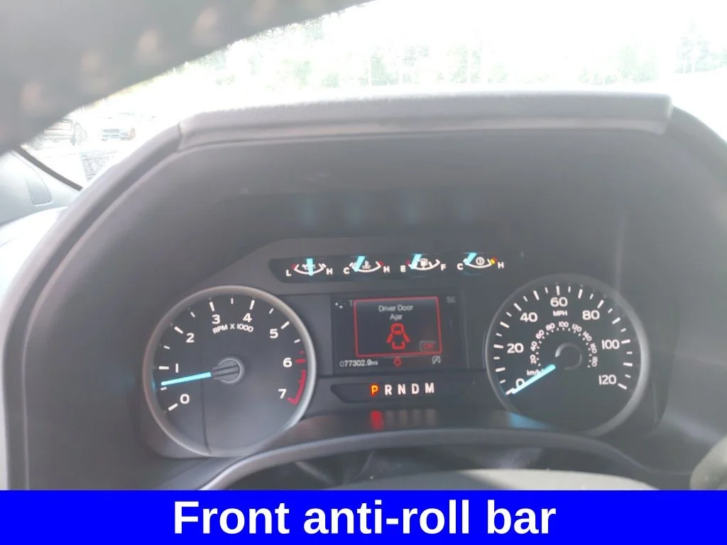 Used 2020 Black Ford XLT image 28