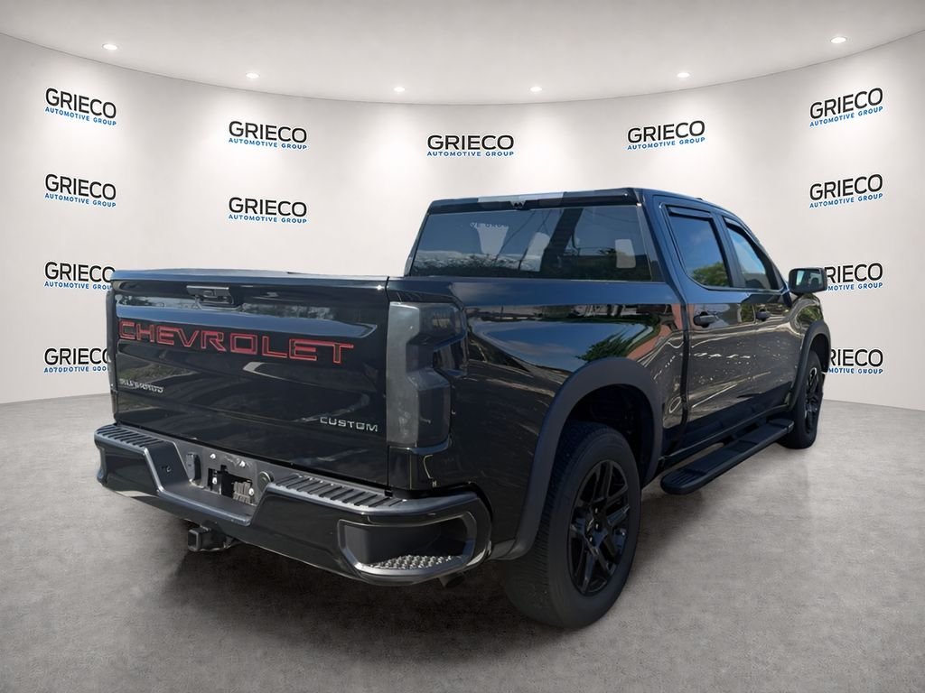 Used 2024 Black Chevrolet Custom image 7