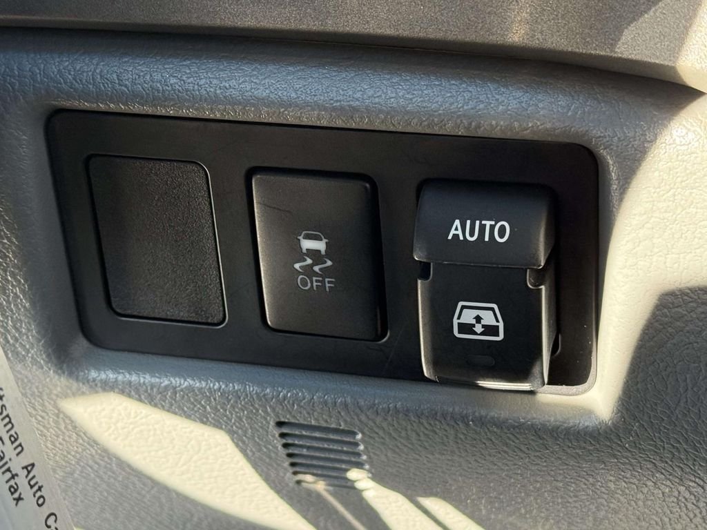 2014 Toyota Sequoia SR5 - Photo 28