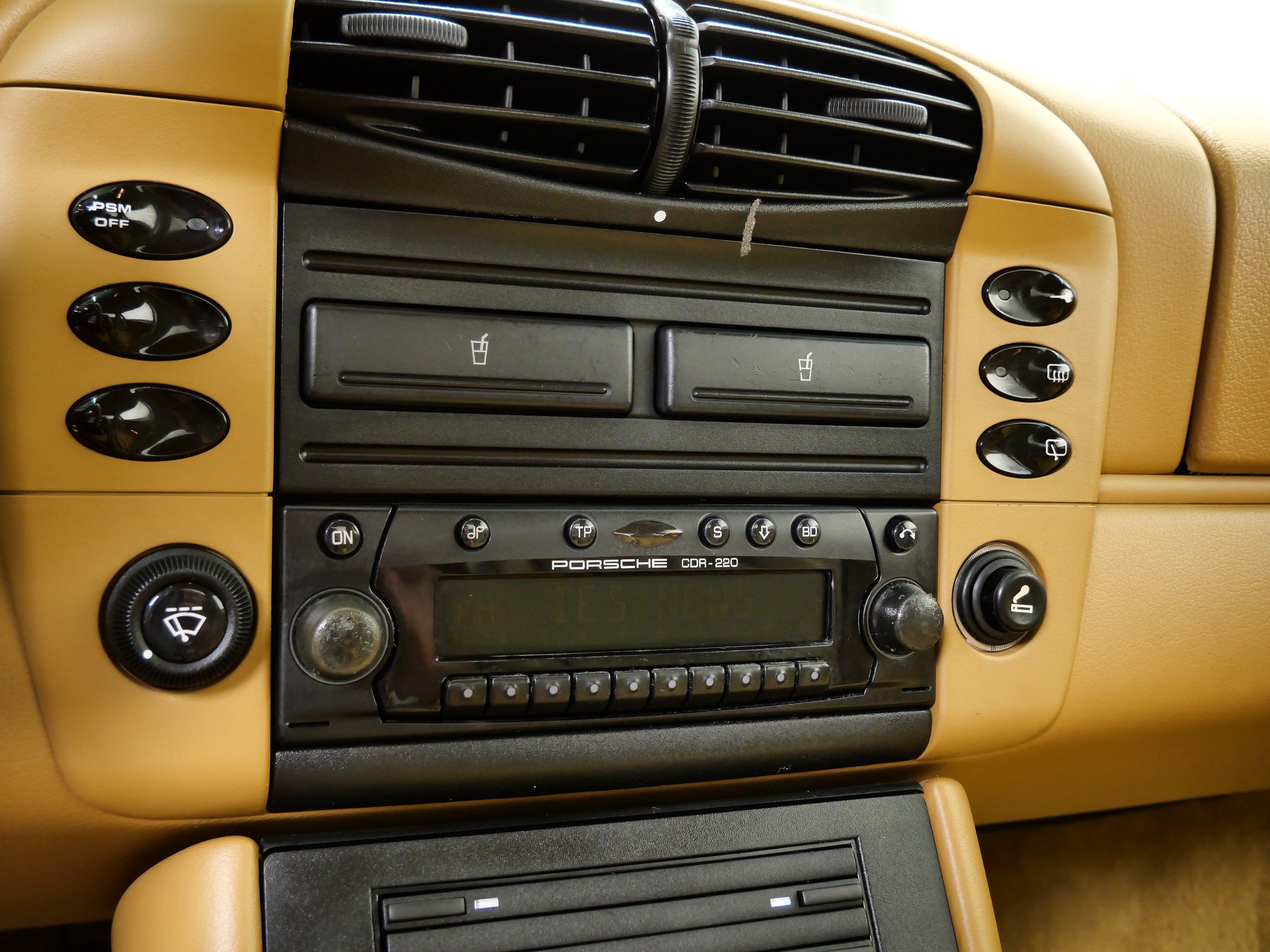 Used 2001 Forest Green Metallic Porsche  image 21