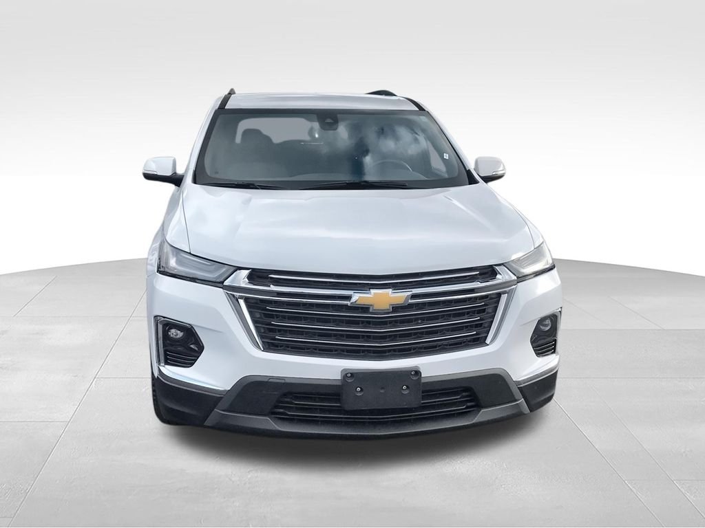 Used 2023 White Chevrolet LT image 3
