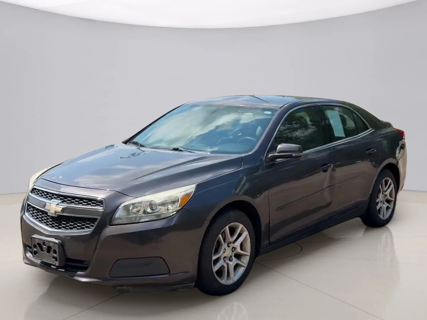 Used 2013 Gray Chevrolet LT image 1