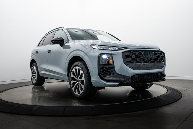 2026 Audi Q3 S line