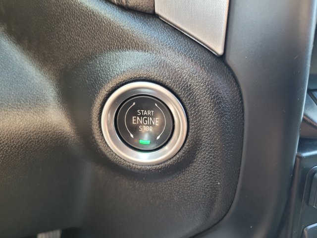 Used 2020 Gray GMC SLT image 26