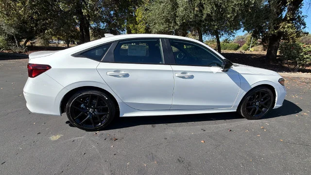 New 2026 Platinum White Pearl Honda 2WD SPORT image 3