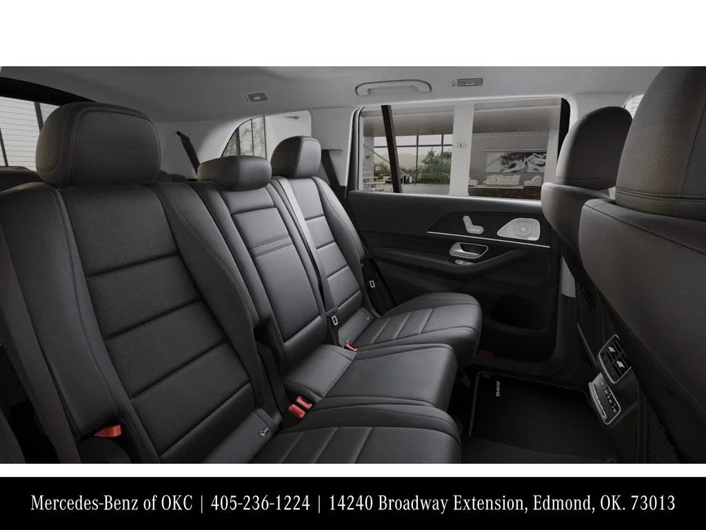 New 2026 Silver Mercedes-Benz GLS 450 image 5