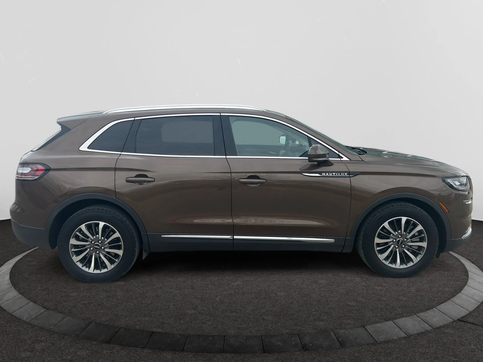 Used 2022 Bronze Lincoln RESERVE AWD image 6