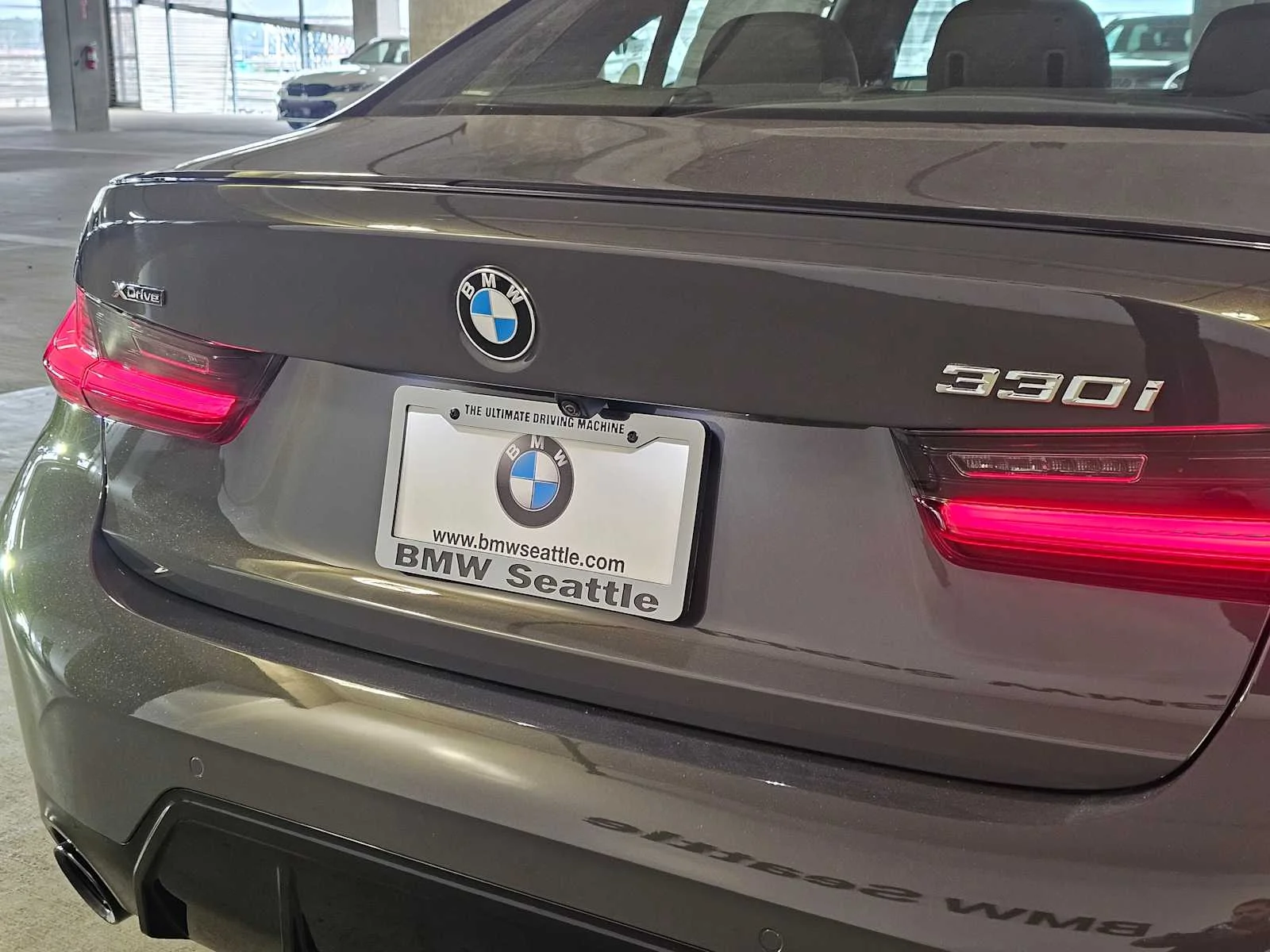 New 2026 Dravit Grey Metallic BMW 330i NA xDrive image 7