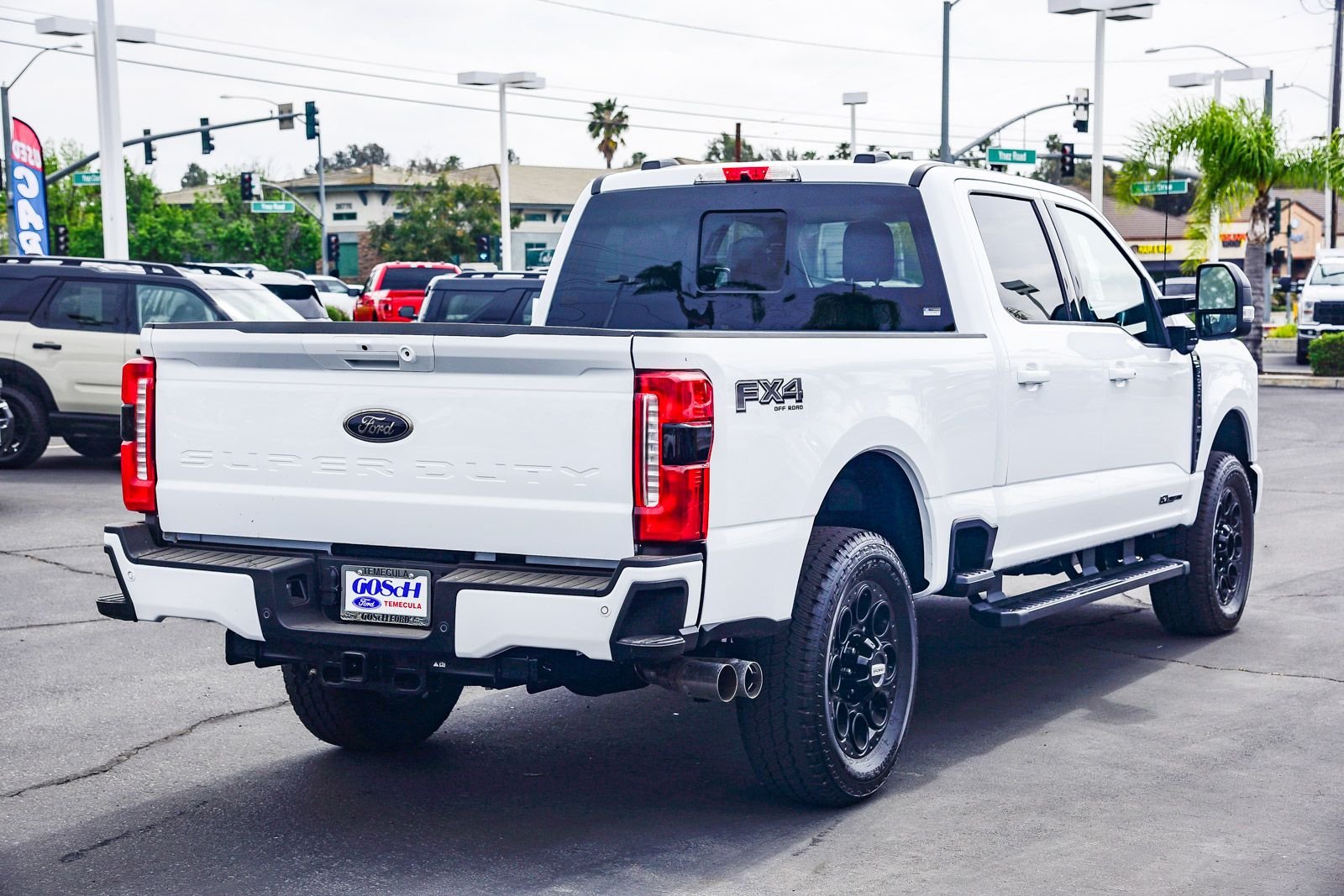 New 2026 Oxford White Ford F-250® XLT image 4
