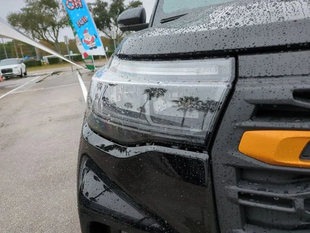New 2026 Agate Black Metallic Ford Tremor® image 10