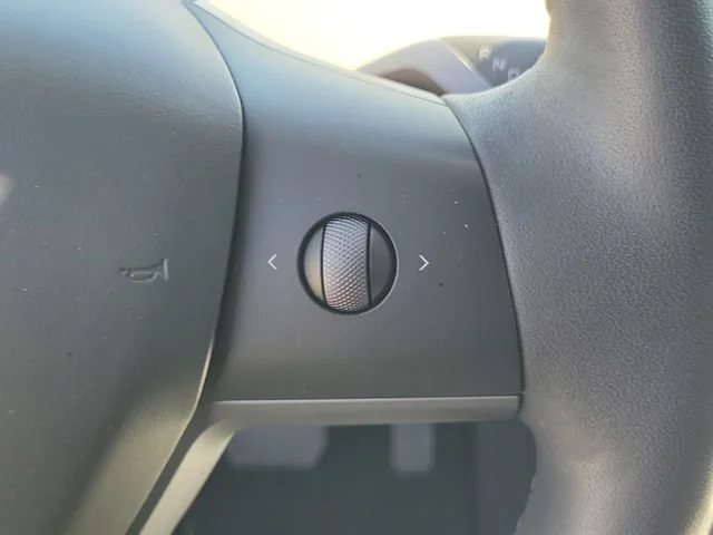 2023 Tesla Model Y Long Range - Photo 33