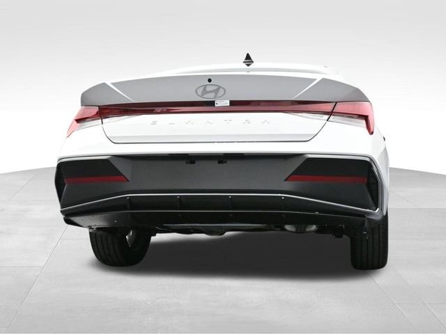 Certified Used 2025 White Hyundai SEL Convenience image 36