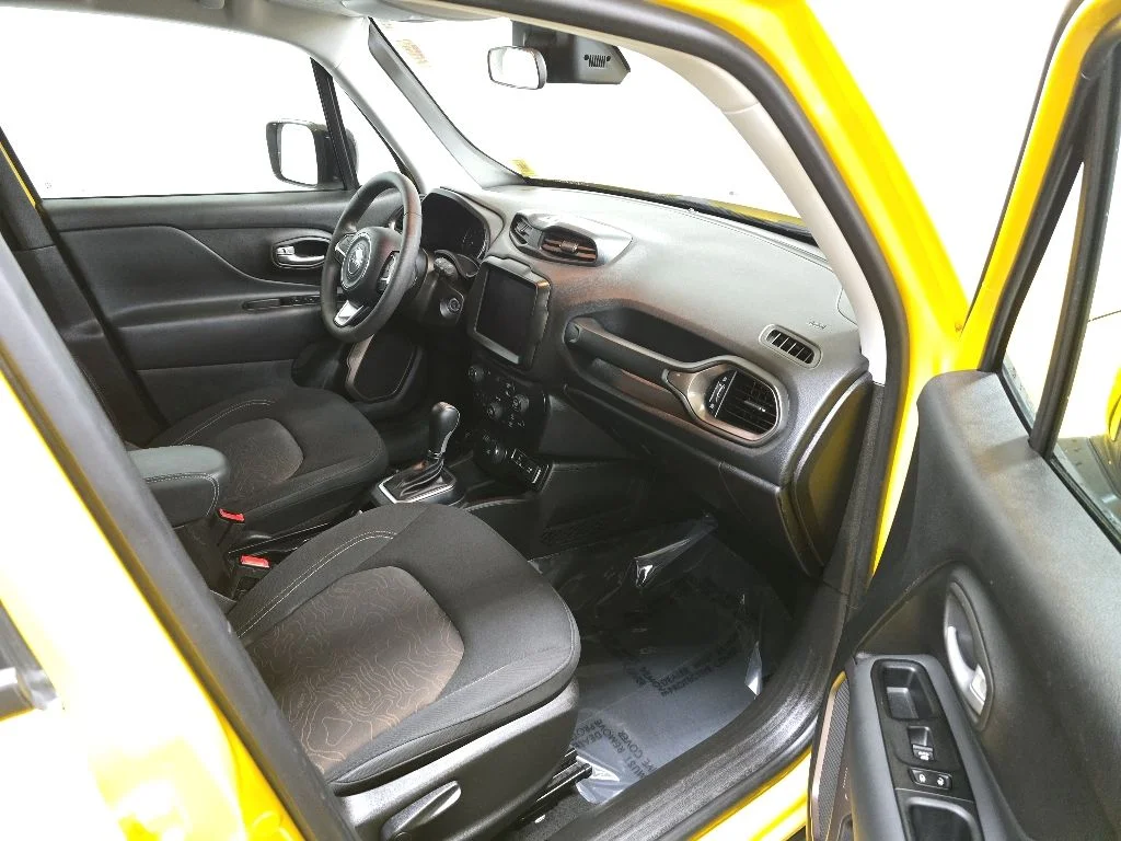 Used 2023 Yellow Jeep Latitude image 15