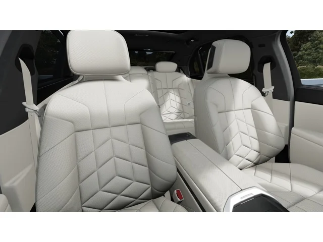 New 2027 Oxide Grey Metallic BMW 740i image 11
