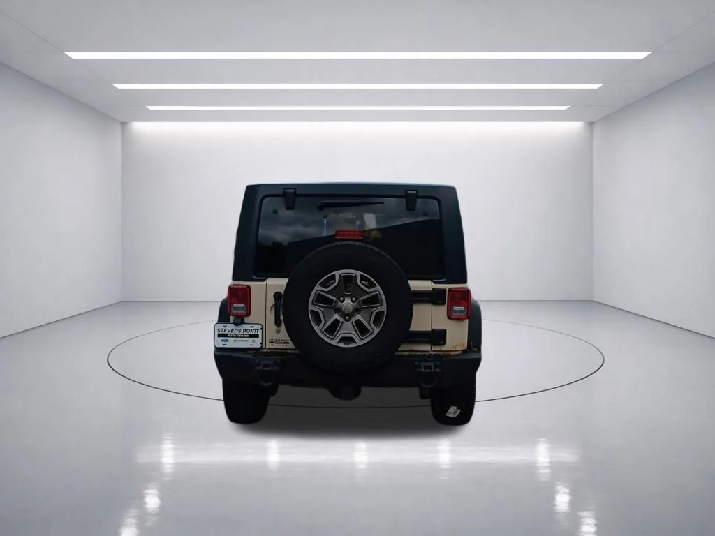 Used 2011 Sahara Tan Clearcoat Jeep Unlimited Rubicon image 16