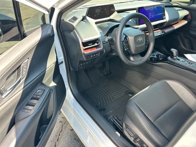 2026 Toyota Prius Plug-in Hybrid XSE Premium - Photo 9