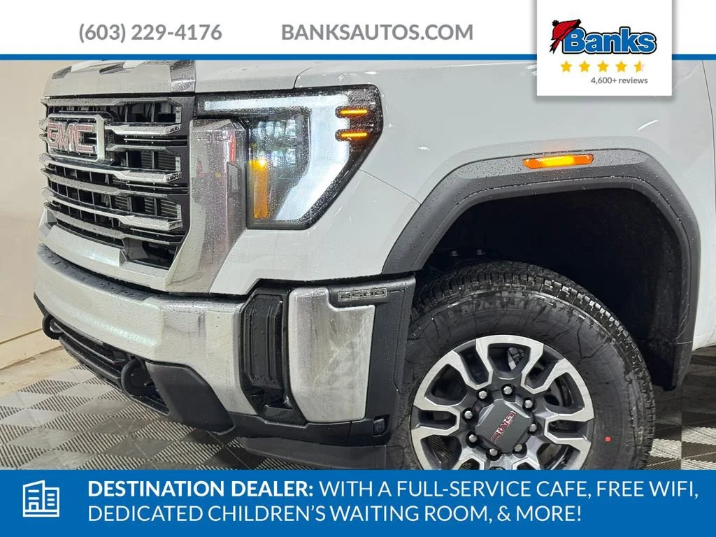 New 2026 Summit White GMC SLE image 3