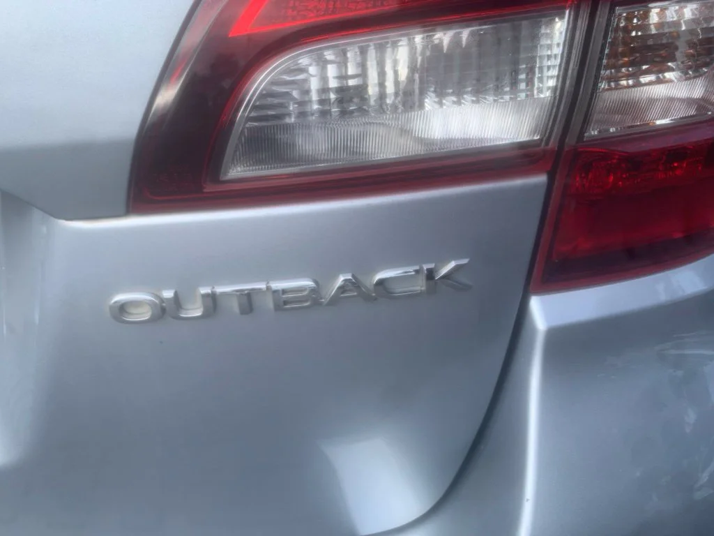 Used 2019 Ice Silver Metallic Subaru 2.5i image 8