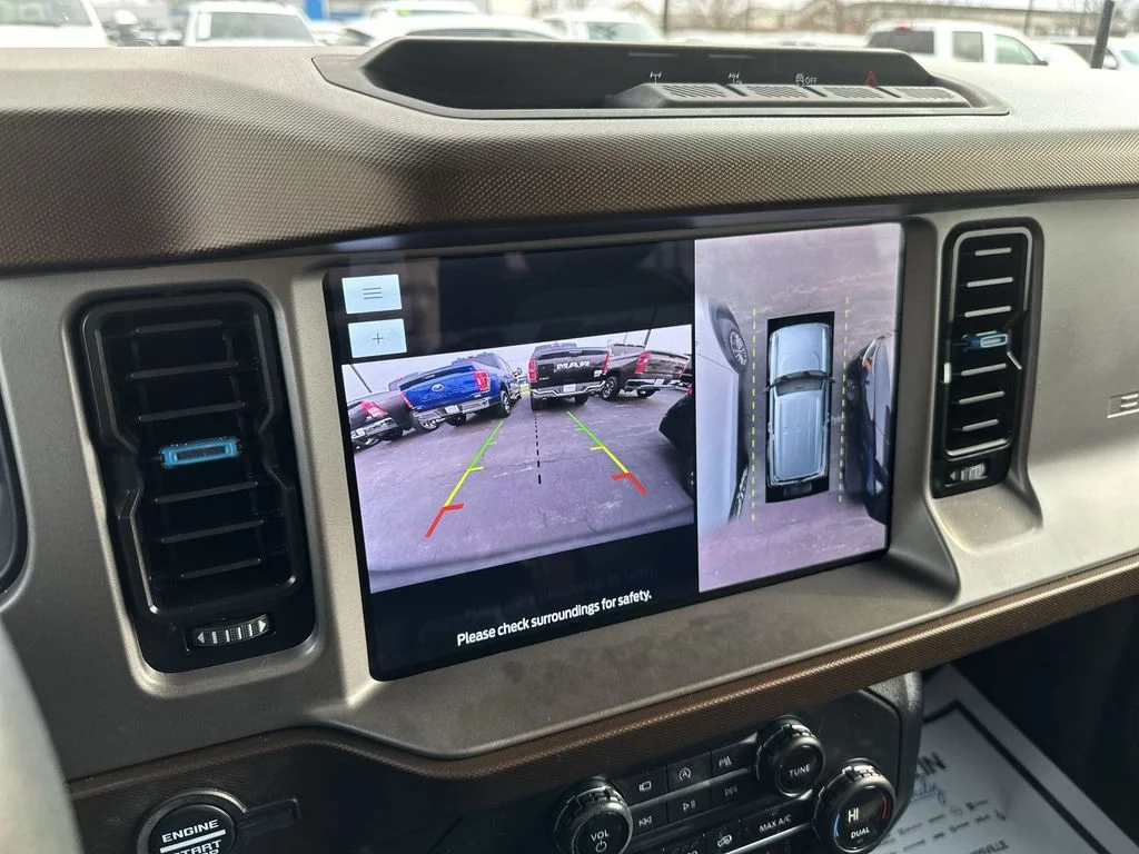 Used 2023 Blue Ford Outer Banks image 17