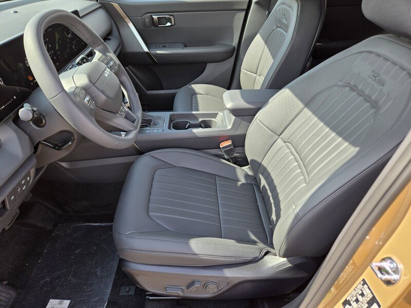 New 2027 Terrain Brown Kia X-Line S image 6