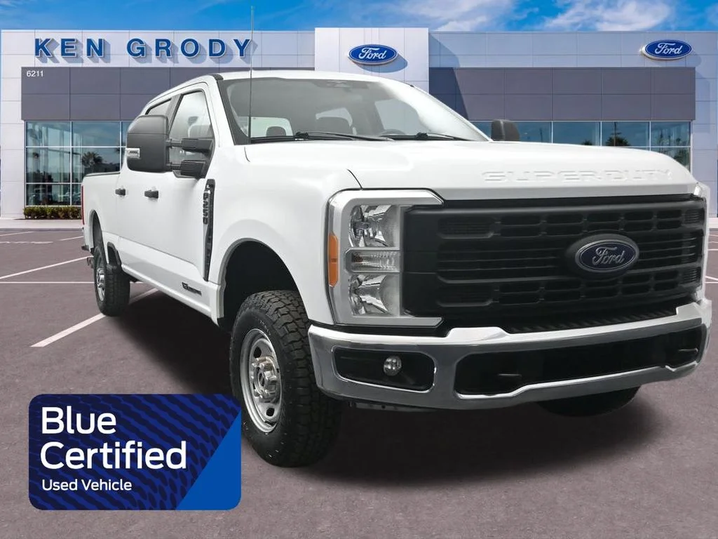 2023 Ford F-250 XL 4x4 Crew Cab 6-3/4' Box's photo