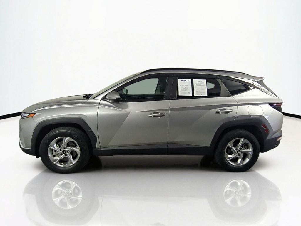 Used 2023 Silver Hyundai SEL image 8