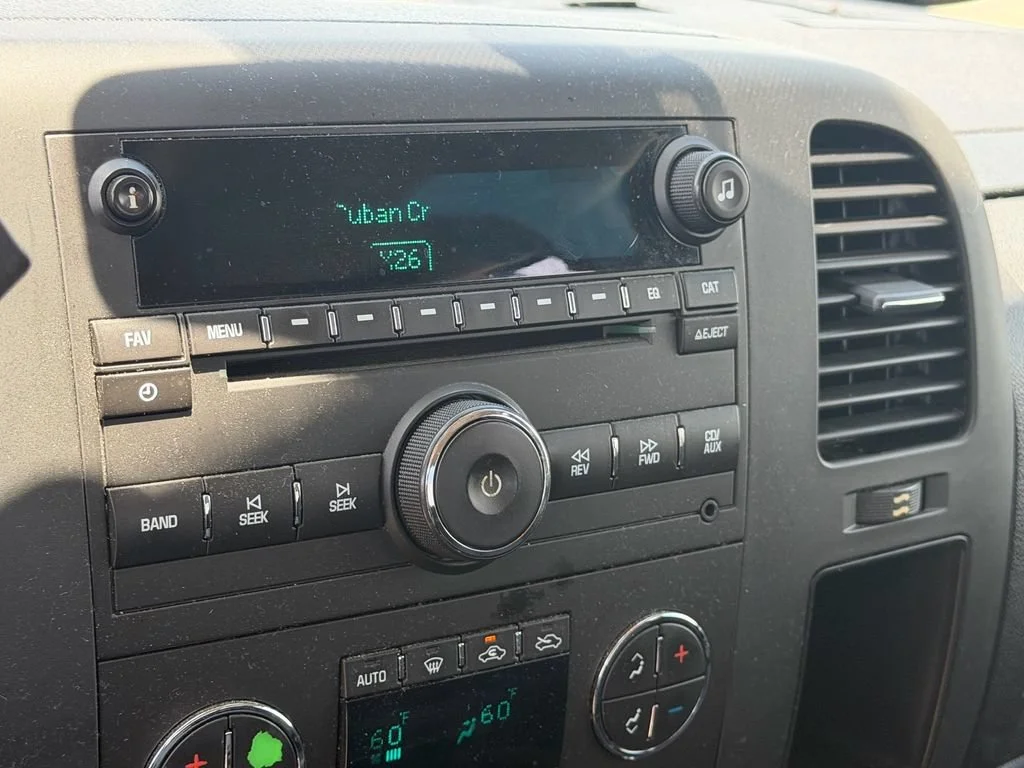 Used 2011 BLUE GRANITE METALLIC Chevrolet LT image 11