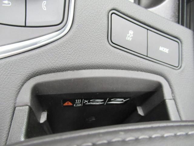 Used 2025 Stellar Black Metallic Cadillac Premium Luxury image 26
