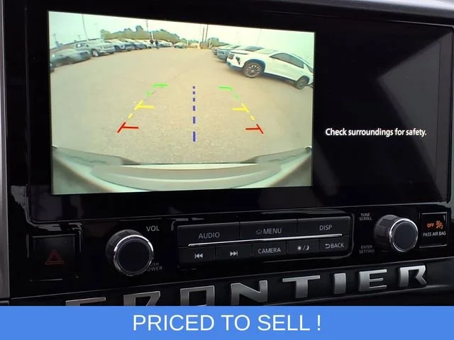 Used 2025 White Nissan Crew Cab SV 4x4 image 5