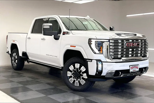 2026 GMC Sierra 2500HD Denali
