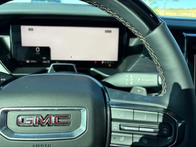 Used 2024 Sterling Metallic GMC AT4 image 29