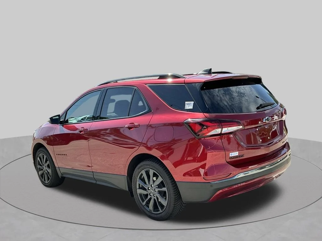 Used 2023 Red Chevrolet RS image 4