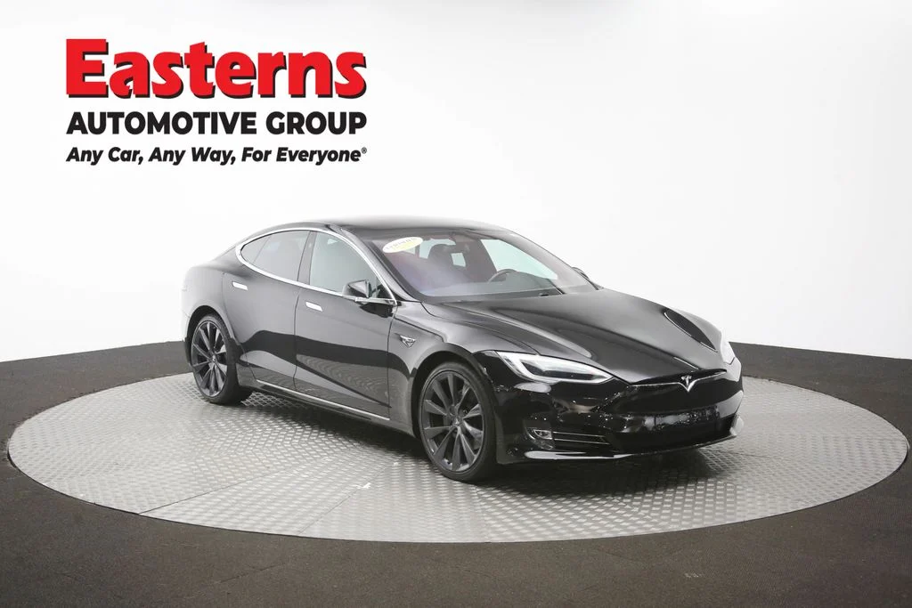 Used 2018 Black Tesla 75D image 48