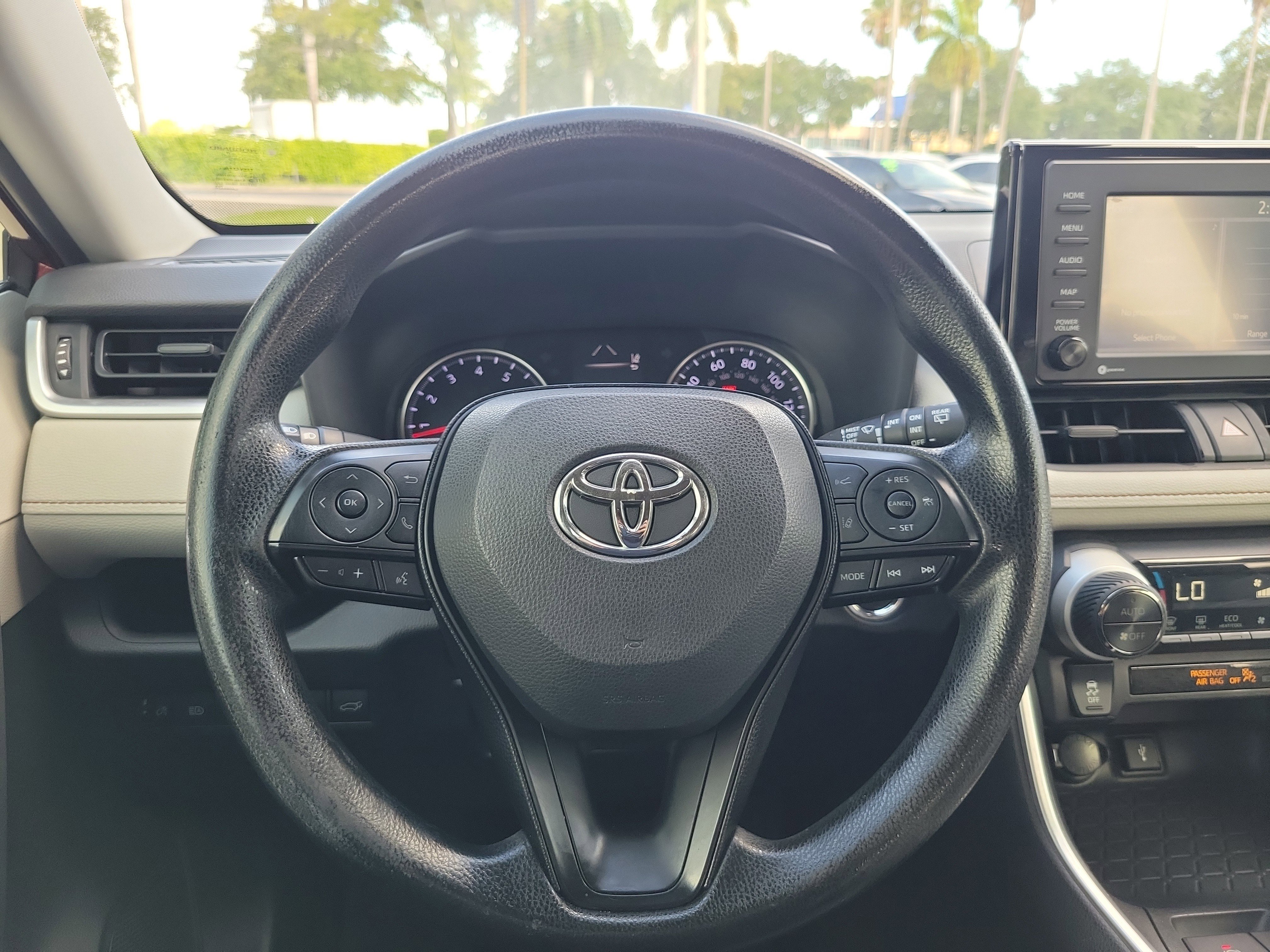 Used 2021 Pearl Toyota XLE image 15