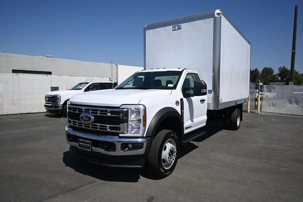 New 2026 White Ford XL image 9