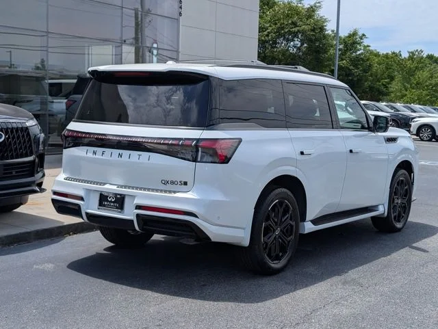 New 2026 RADIANT WHITE INFINITI SPORT image 7
