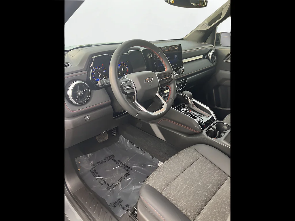 Used 2024 Sterling Gray Metallic Chevrolet Z71 image 11