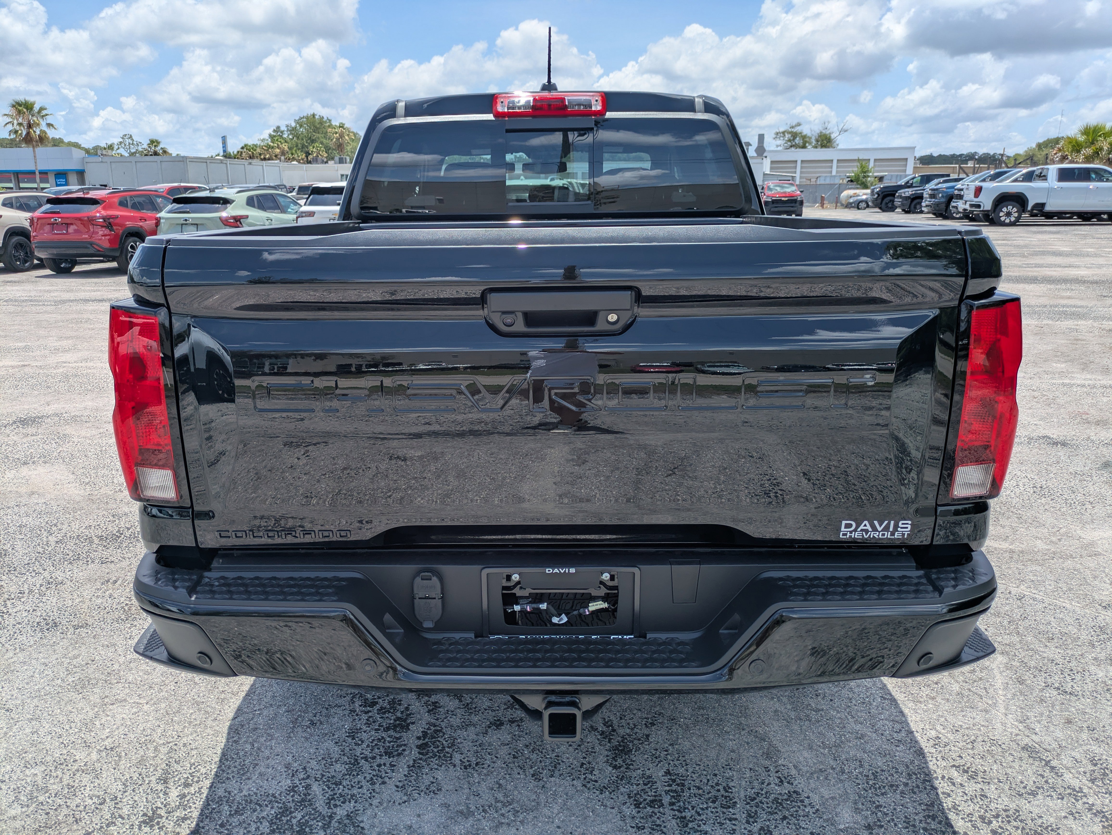 View vehicle photo 6