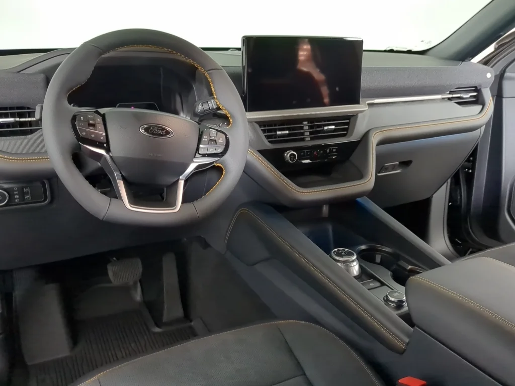 New 2026 Agate Black Metallic Ford Tremor® image 13