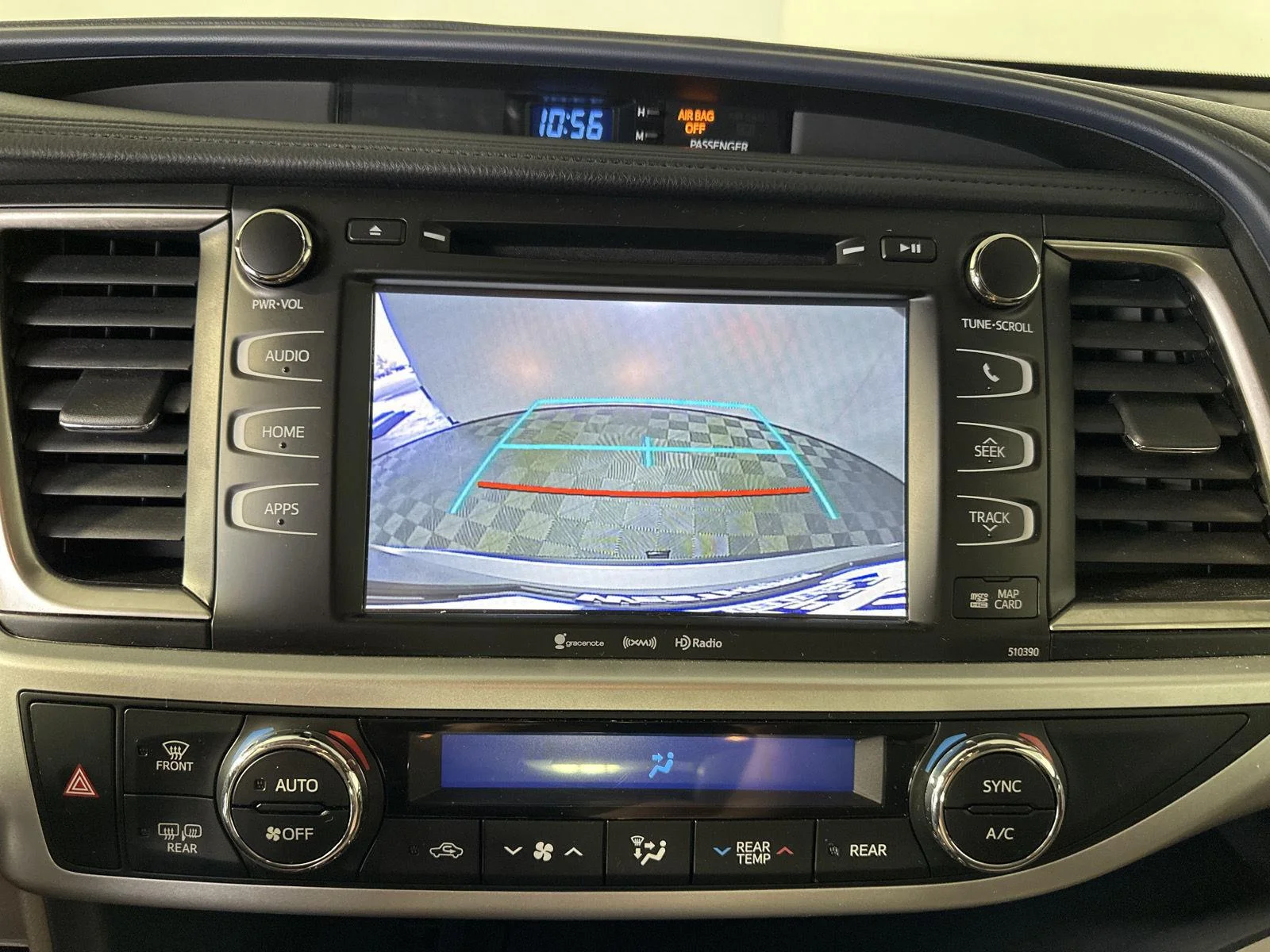 Used 2019 Celestial Silver Metallic Toyota XLE image 17