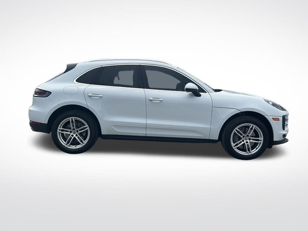 Used 2020  Porsche S image 7