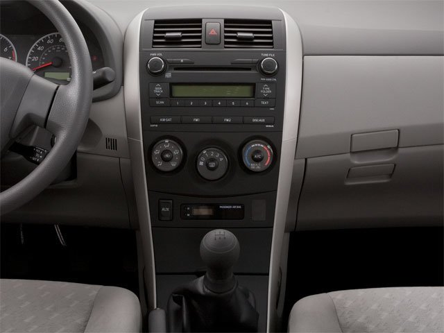Used 2010 Magnetic Gray Metallic Toyota LE image 13