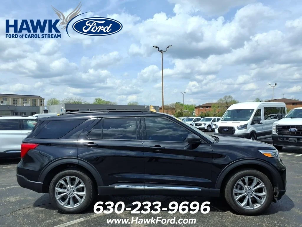 Certified Used 2023 Black Metallic Ford XLT image 8