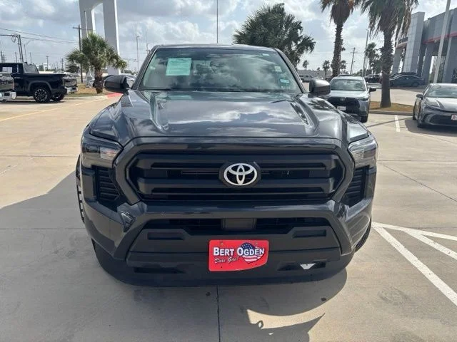 Used 2024  Toyota SR image 2
