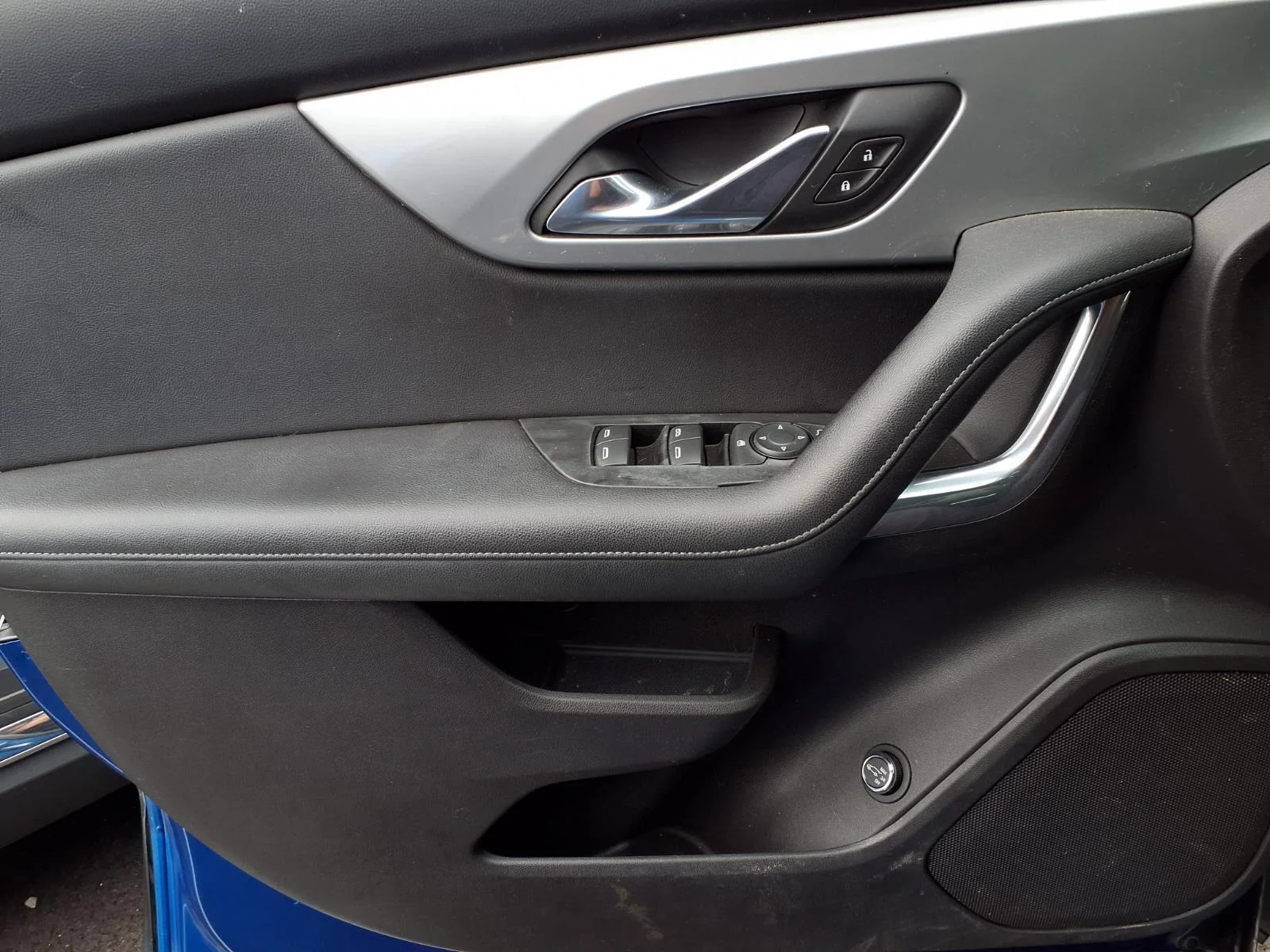 Used 2019 Kinetic Blue Metallic Chevrolet  image 15