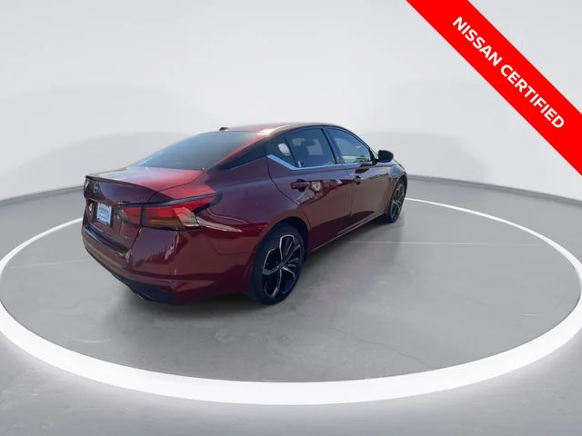 Used 2024 Red Nissan 2.5 SR image 8